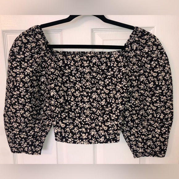 Levi's Tops - Levi’s floral blouse